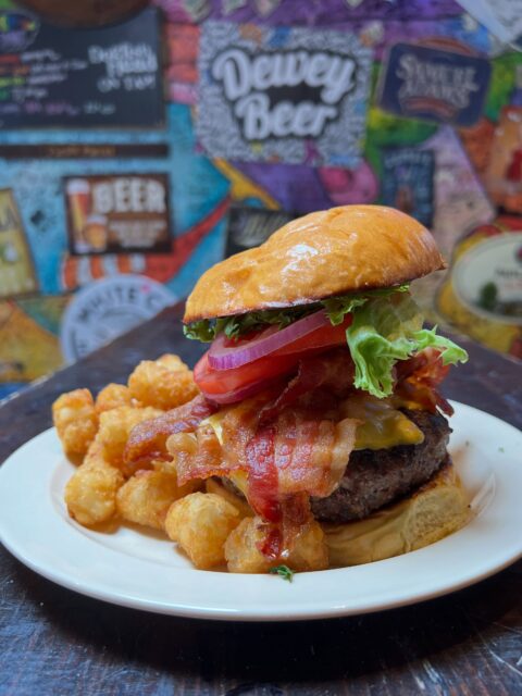 Come eat a juicy Burger (with a fixin’s bar) and then belt out some karaoke tonight! 🍔 It’s Burger Day! Get a Burger for just $12.75! All house mojitos are $9 bucks too! 

Karaoke starts at 9pm. 21+ after 9. 

#weeklyspecial #burgerlover #purpleparrot #mondaydinner #downtownrehoboth